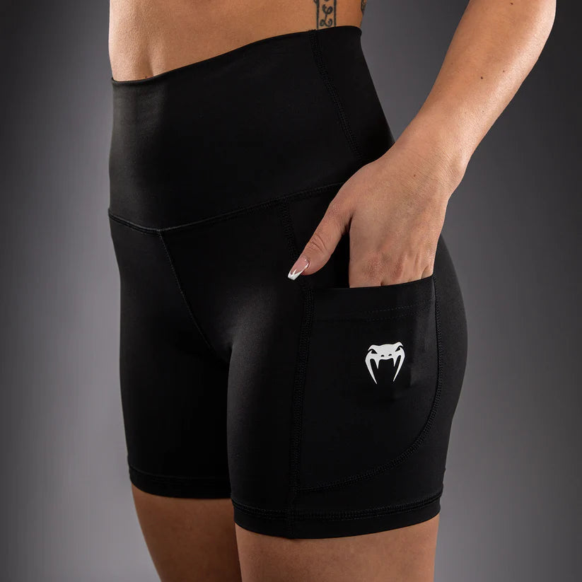 Venum Essential Bike Shorts Dame