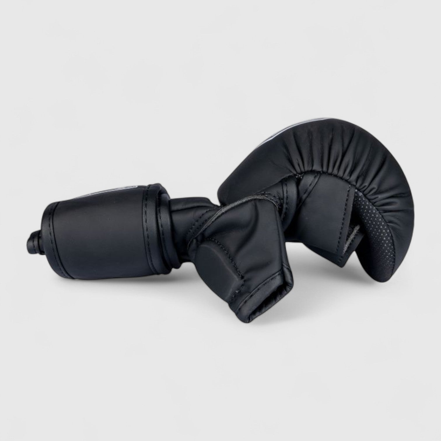 TOP TEN MMA - Contender Sparringshansker - CombatStore.no