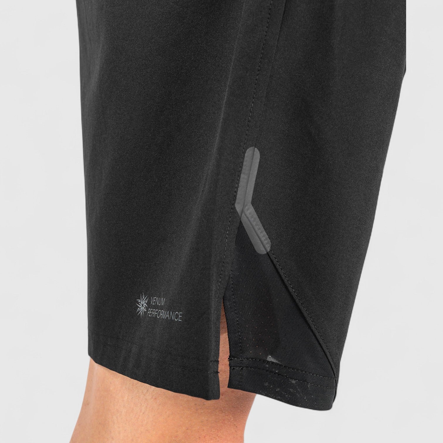 VENUM G - FIT Treningsshorts - Svart - CombatStore.no