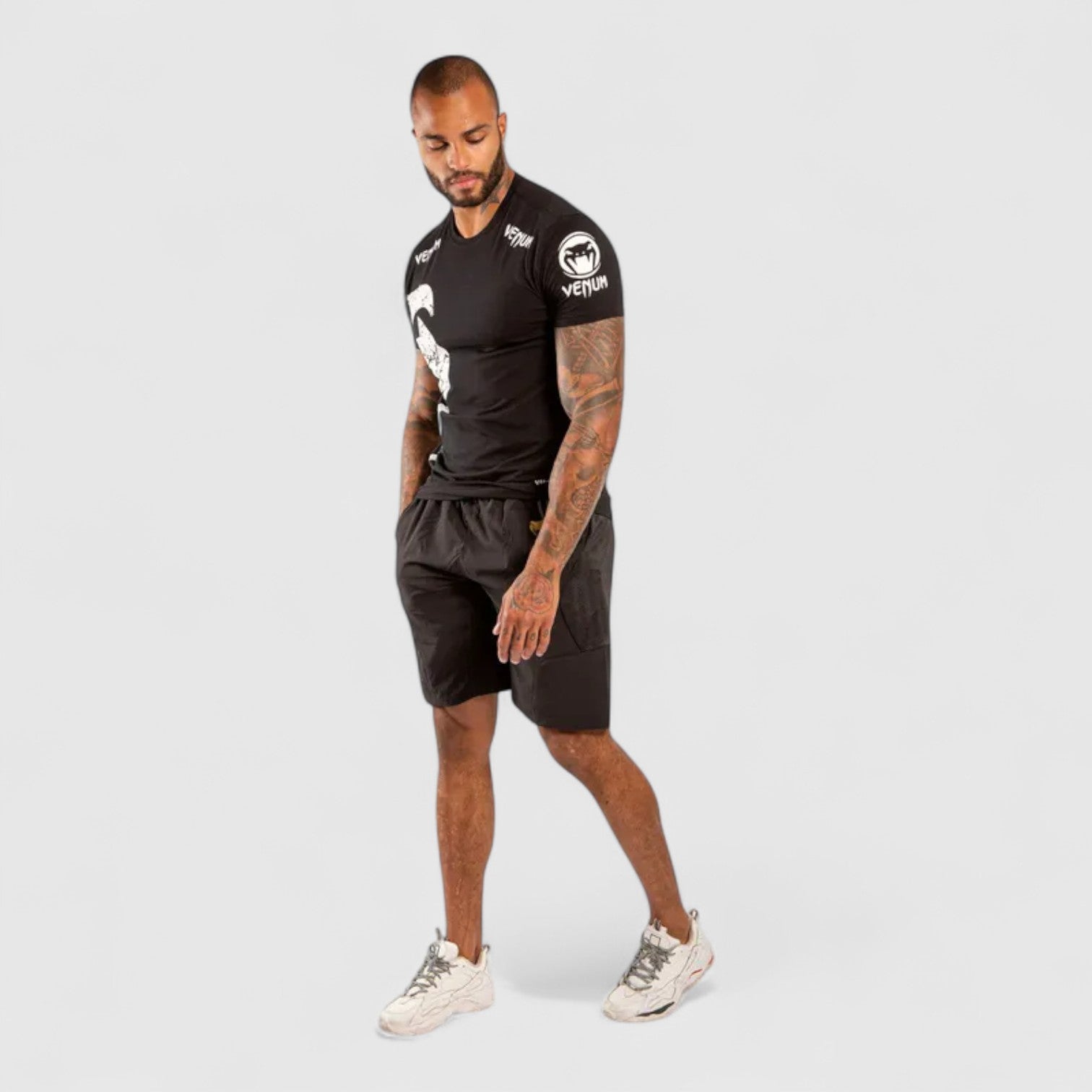 VENUM Giant T - Skjorte - Svart - CombatStore.no