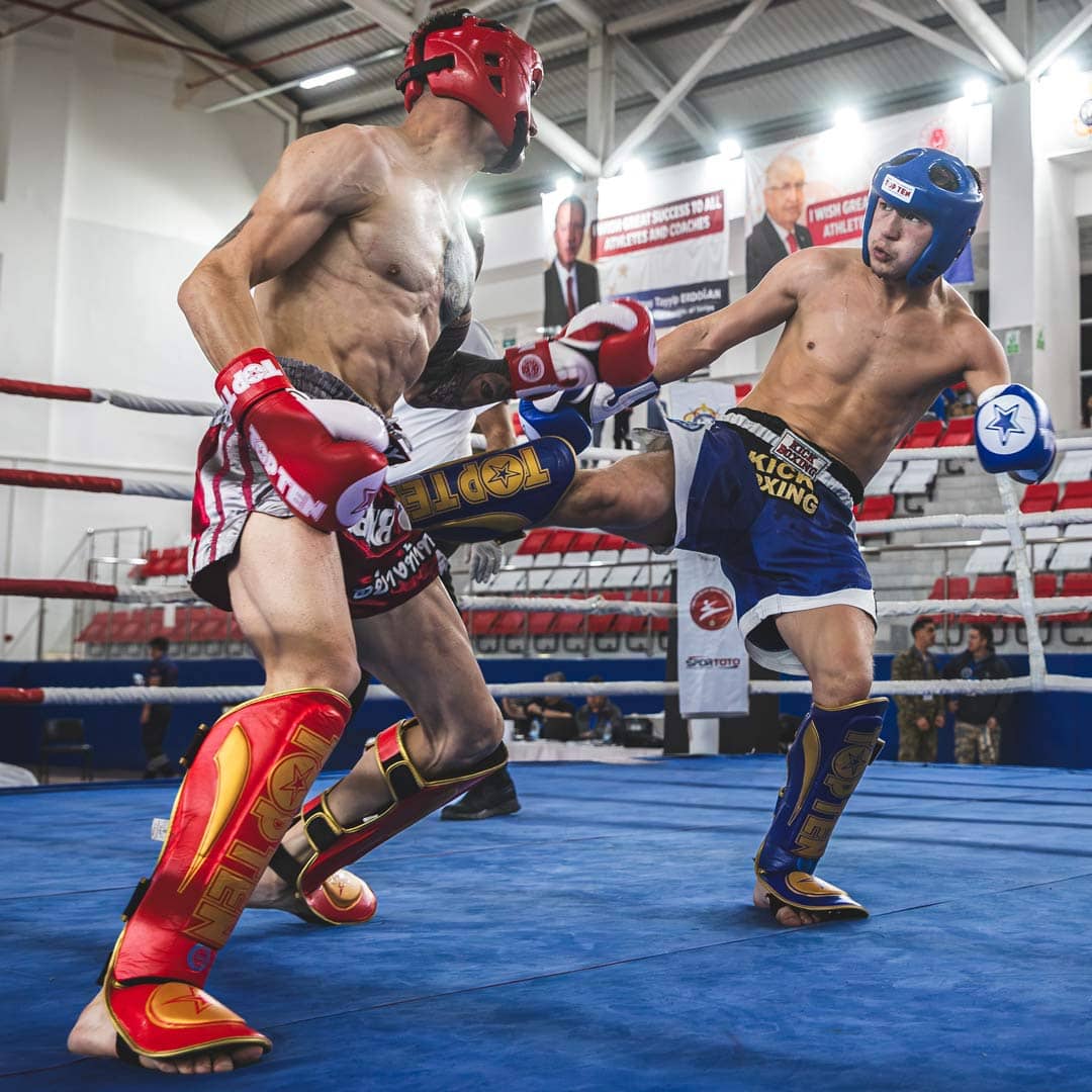 WAKO-godkjent utstyr fra TOP TEN – Combat Store Norge