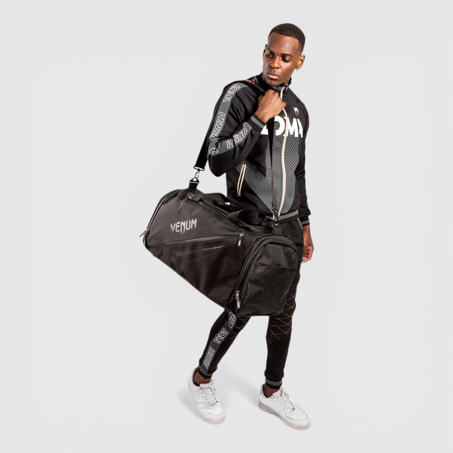 Venum Trainer Lite EVO Sportsbag – Treningsbag til Kampsport